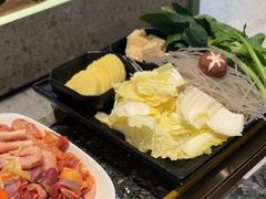 -一席地·本地鸡窝·杭帮鸡火锅(萧山银隆百货店)