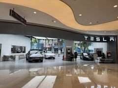 -TESLA 特斯拉(广州天环广场体验店)