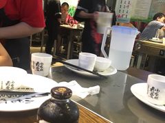 -龙巢盱眙龙虾·牛蛙·烧烤宵夜(八卦岭店)