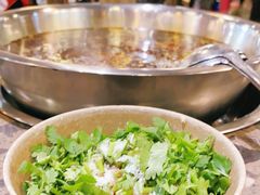 -肖肖酸萝卜鱼火锅(总店)