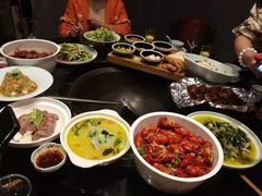 -挂旗柴锅鸡(蚌山区嘉年华店)