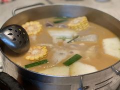 -肥仔文澳门猪骨煲(南京西路店)
