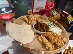 -魏铭鱼头捞饭(晋阳路店)