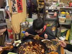 -鸿顺老铁锅美蛙鱼府(解放碑店)