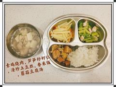 -好奇星国际托育(金地自在城校区)