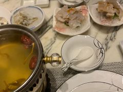 -雍和会海鲜姿造自助(湖东路店)