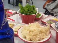 -毛辣果·贵州红酸汤牛肉火锅(西单店)