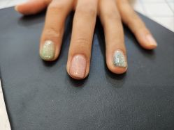 -灰姑娘美甲美睫馆