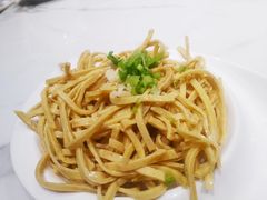 石屏豆丝-匠心牛公馆·潮汕牛肉海鲜火锅(索菲特店)