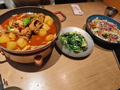 -耶里夏丽·新疆菜·28年喀什老馆(田林东路店)