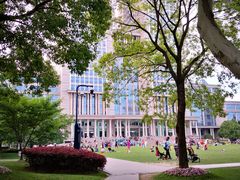 -复旦大学光华楼