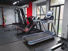 器械区-梦马健身工作室