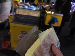 -詹爷爷乌节路街头冰淇淋