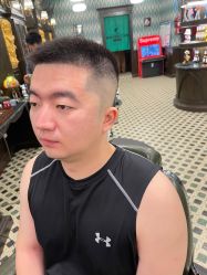 -海文先生国潮烫染男士理发馆