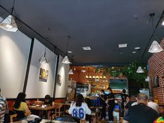 大堂-潮十三潮汕砂锅粥(高新四路大都荟店)
