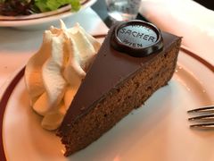 -Cafe Sacher(WIEN)