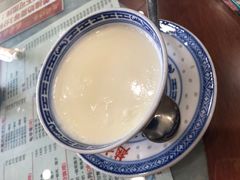 -赵记传承特色牛奶甜品(泉城广场店)