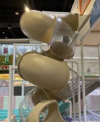 -玩塾品格乐园(宇宙太空龙旗店)