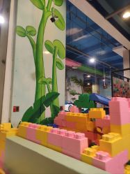 -哆啦爱梦儿童乐园(住邦城市广场店)