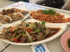 -覃记海鲜美食餐厅