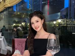 -深圳富苑皇冠假日套房酒店