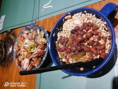 -八月美食小馆(银泰城总店)