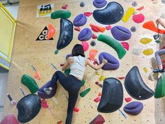 -问山MountQuest攀岩馆