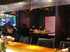 大堂-肉魁屋·烧肉·烧鸟·酒场(高新店)