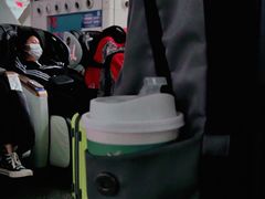-茶理宜世(广州南站（站内）3楼B17检票口店)