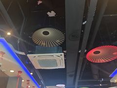 -老街烧烤大排档·地道湖北菜·龙虾馆(汉口火车站店)