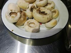 -马路牙子地桌烤肉(工体店)