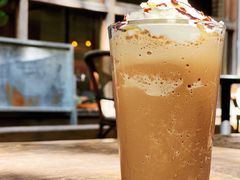 拿铁-VESH COFFEE(定西路店)