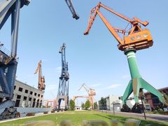 -沪东中华造船（集团）有限公司