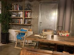 -HIGH FIVE哈福手工汉堡(桂林路店)