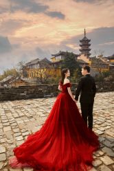 -雪中彩影婚纱摄影·微光艺术中心