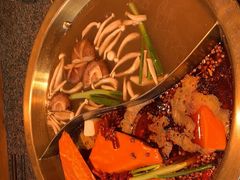 -小天鹅火锅·一线江景洪鼎旗舰店(洪崖洞店)