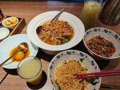-巡湘记·地道湖南菜(活力城店)