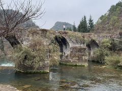 -高荡千年布依古寨旅游景区