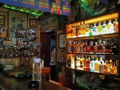 -丽纳尔斯酒吧咖啡LENORE’S BAR(三经街店)
