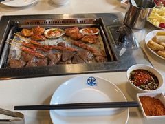 -爱客得牛排海鲜烤肉·火锅自助(春熙路黑金好店)