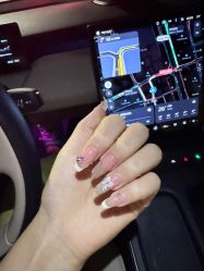 -UN·桃喜日系美睫美甲