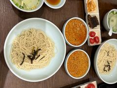 -裕兴记•蟹黄面馆(人民广场店)