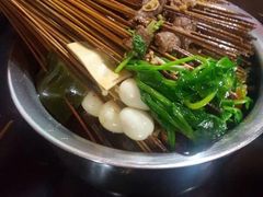 -四小区火锅·巷子里的重庆火锅(花照壁店)