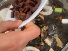 -太婆天府山珍酒楼(亚运村店)