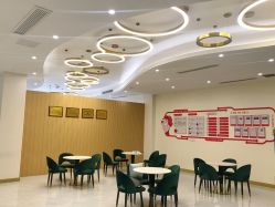 -爱瑞馨母婴护理中心·月嫂育儿嫂