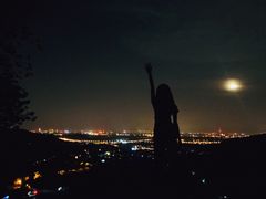 -鬼笑石后山停车场
