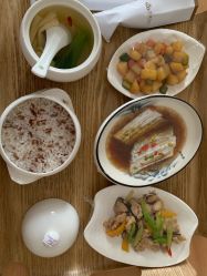 -百佳医疗级月子会所