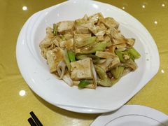 -晋府大酒店