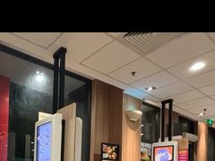 -麦当劳(莘松路芭比伦DT店)