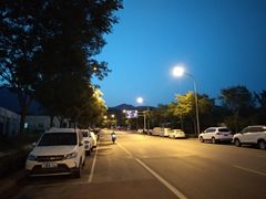 -鬼笑石后山停车场